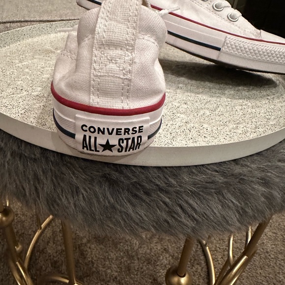 Converse - Picture 2 of 5